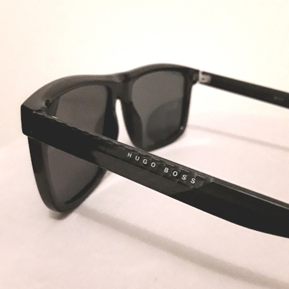 HUGO BOSS MEN'S POLARIZED SUNGLASSES - Picture 4 of 15